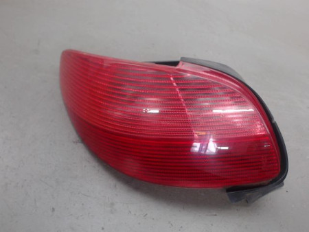 FEU ARRIERE GAUCHE  PEUGEOT 206