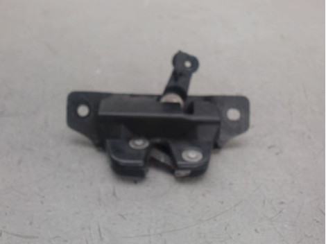 SERRURE HAYON  PEUGEOT 206