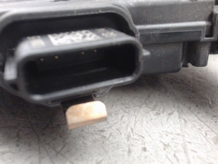 SYSTEME CONDAMNATION ARRIERE GAUCHE RENAULT CLIO