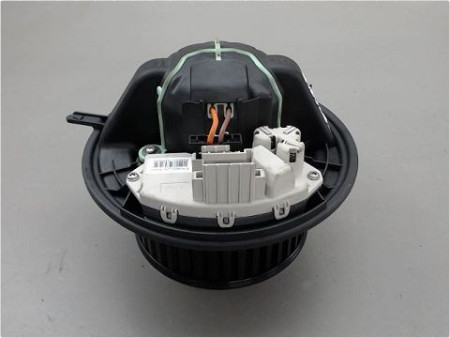 MOTEUR VENTILATEUR CHAUFFAGE B.M.W. SERIE 3