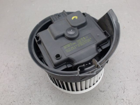 MOTEUR VENTILATEUR CHAUFFAGE PEUGEOT 407