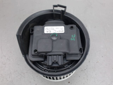 MOTEUR VENTILATEUR CHAUFFAGE PEUGEOT 407