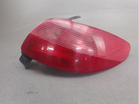 FEU ARRIERE DROIT PEUGEOT 206