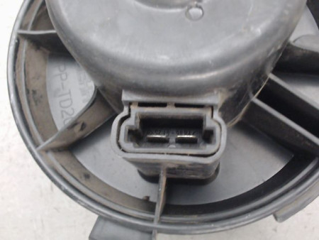MOTEUR VENTILATEUR CHAUFFAGE PEUGEOT 206