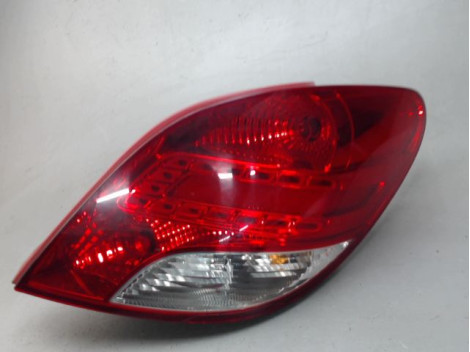 FEU ARRIERE DROIT PEUGEOT 207