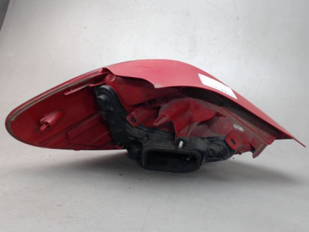 FEU ARRIERE DROIT PEUGEOT 207