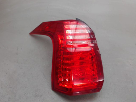 FEU ARRIERE GAUCHE  PEUGEOT 5008