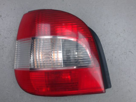 FEU ARRIERE GAUCHE  RENAULT MEGANE