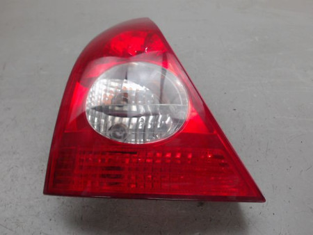 FEU ARRIERE GAUCHE  RENAULT CLIO