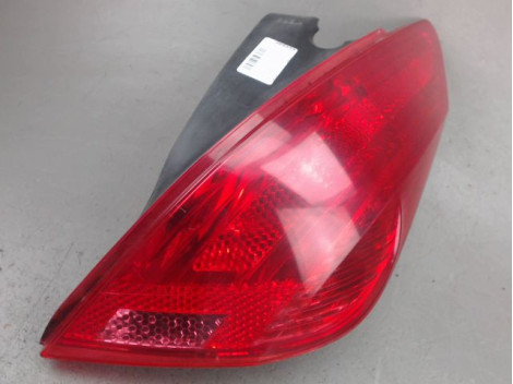 FEU ARRIERE DROIT PEUGEOT 308