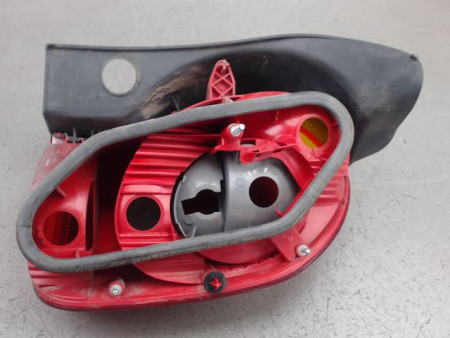FEU ARRIERE GAUCHE  RENAULT MODUS