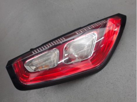 FEU ARRIERE GAUCHE  FIAT PUNTO