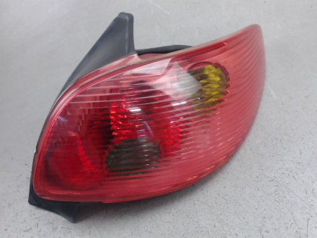 FEU ARRIERE DROIT PEUGEOT 206