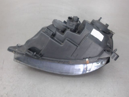 PHARE DROIT RENAULT CLIO