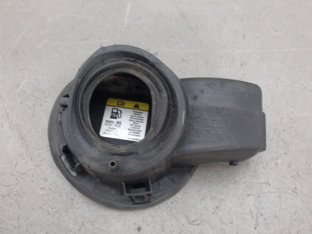 VOLET DE TRAPPE CARBURANT FORD FIESTA