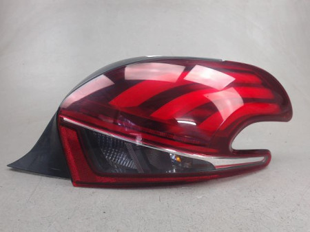 FEU ARRIERE DROIT PEUGEOT 208