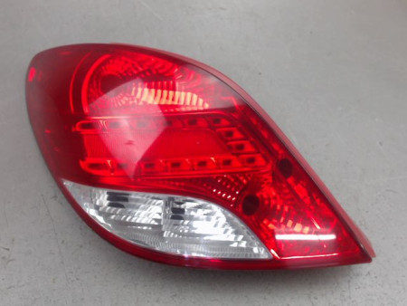 FEU ARRIERE GAUCHE  PEUGEOT 207