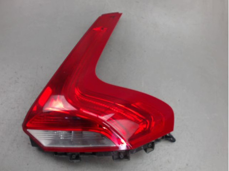 FEU ARRIERE DROIT VOLVO V40