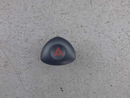BOUTON DE WARNING RENAULT CLIO