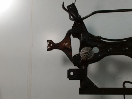 BERCEAU MOTEUR AVANT MERCEDES VITO