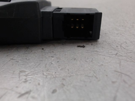 COMMANDE AUTORADIO DACIA SANDERO
