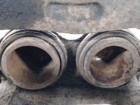 ETRIER DE FREIN AVANT DROIT FORD RANGER