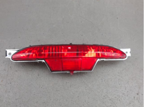 FEU BROUILLARD CENTRAL ARRIERE PEUGEOT 208