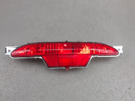 FEU BROUILLARD CENTRAL ARRIERE PEUGEOT 208