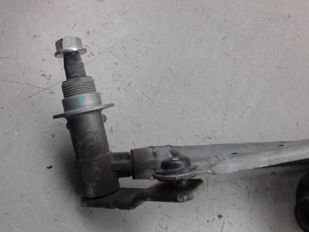 MECANISME ESSUIE-GLACE AVANT IVECO 35S15