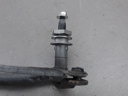 MECANISME ESSUIE-GLACE AVANT IVECO 35S15