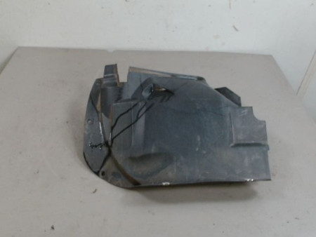 PARE-BOUE AVANT DROIT IVECO 35S15