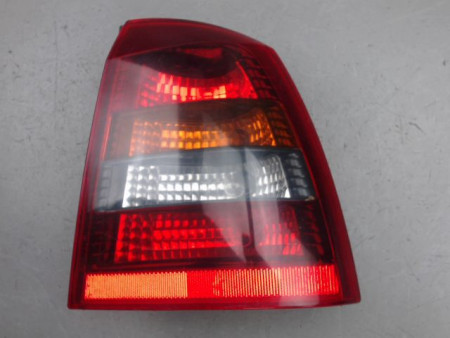 FEU ARRIERE DROIT OPEL ASTRA