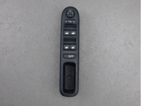 COMMANDE LEVE-GLACE PORTE AVG PEUGEOT 3008