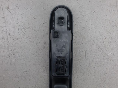 COMMANDE LEVE-GLACE PORTE AVG PEUGEOT 3008
