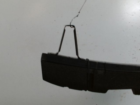 TRAVERSE INFERIEURE ARMATURE AVANT NISSAN QASHQAI