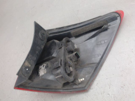 FEU ARRIERE GAUCHE  NISSAN QASHQAI