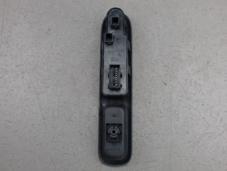 COMMANDE LEVE-GLACE PORTE AVG PEUGEOT 5008