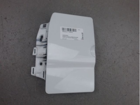 VOLET DE TRAPPE CARBURANT RENAULT TRAFIC