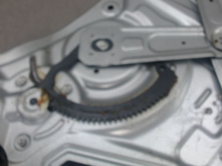 MECANISME LEVE-GLACE AVANT GAUCHE HYUNDAI IX35
