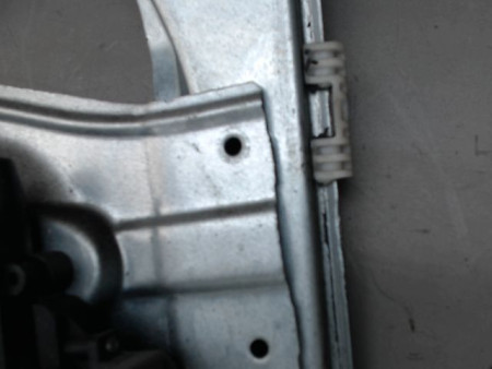 MECANISME LEVE-GLACE AVANT GAUCHE RENAULT CLIO