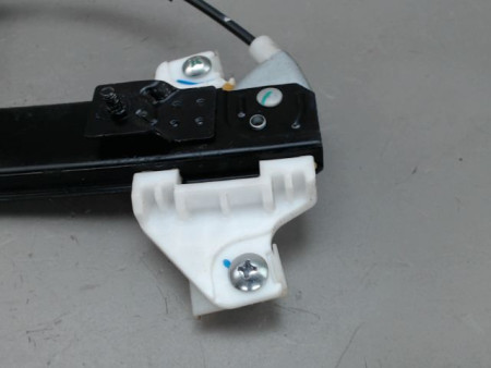 MECANISME LEVE-GLACE AVANT DROIT CHEVROLET SPARK
