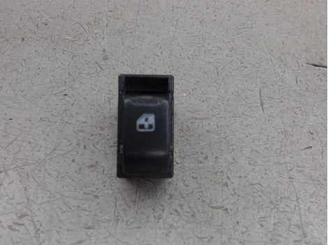 COMMANDE LEVE-GLACE PORTE AVD CHEVROLET SPARK