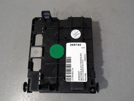 BOITE A FUSIBLES CITROEN C4
