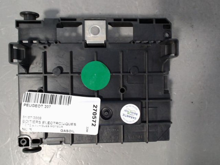 BOITE A FUSIBLES PEUGEOT 207