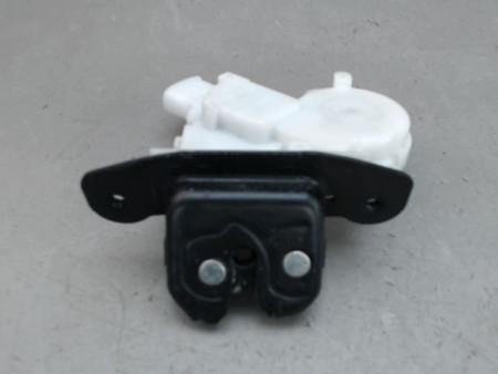 SERRURE HAYON  TOYOTA VERSO-S