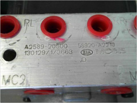 UNITE HYDRAULIQUE ABS KIA PRO CEE´D II 13-15