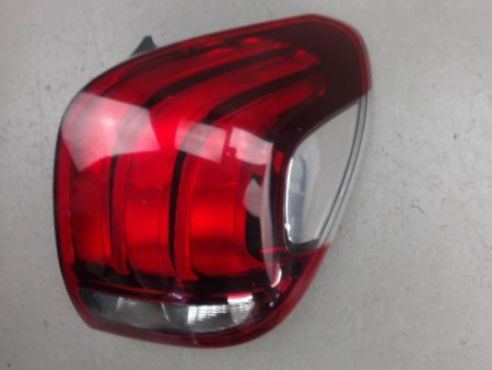 FEU ARRIERE DROIT PEUGEOT 108