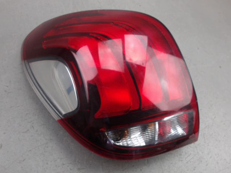 FEU ARRIERE GAUCHE  PEUGEOT 108