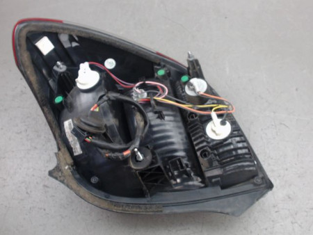 FEU ARRIERE GAUCHE  PEUGEOT 108
