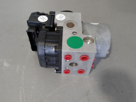 UNITE HYDRAULIQUE ABS RENAULT CLIO